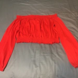 H&M red off-the-shoulder crop top